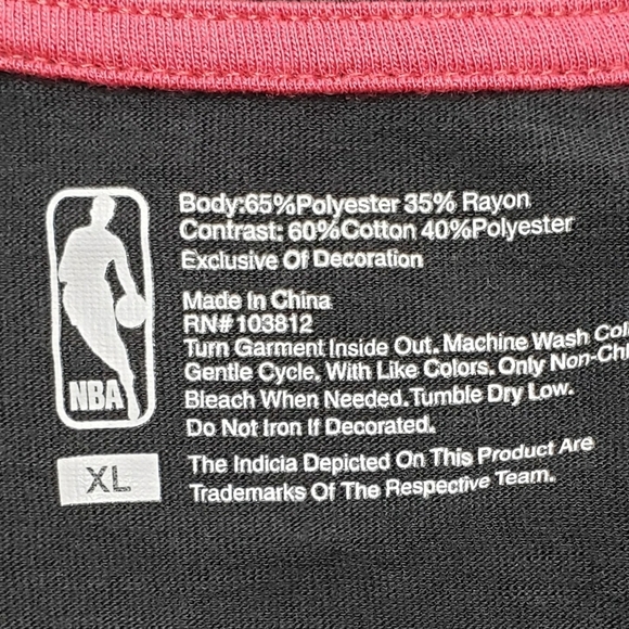 New NBA Miami Heat Basketball Tee Shirt Women's Size XL - Picture 9 of 14